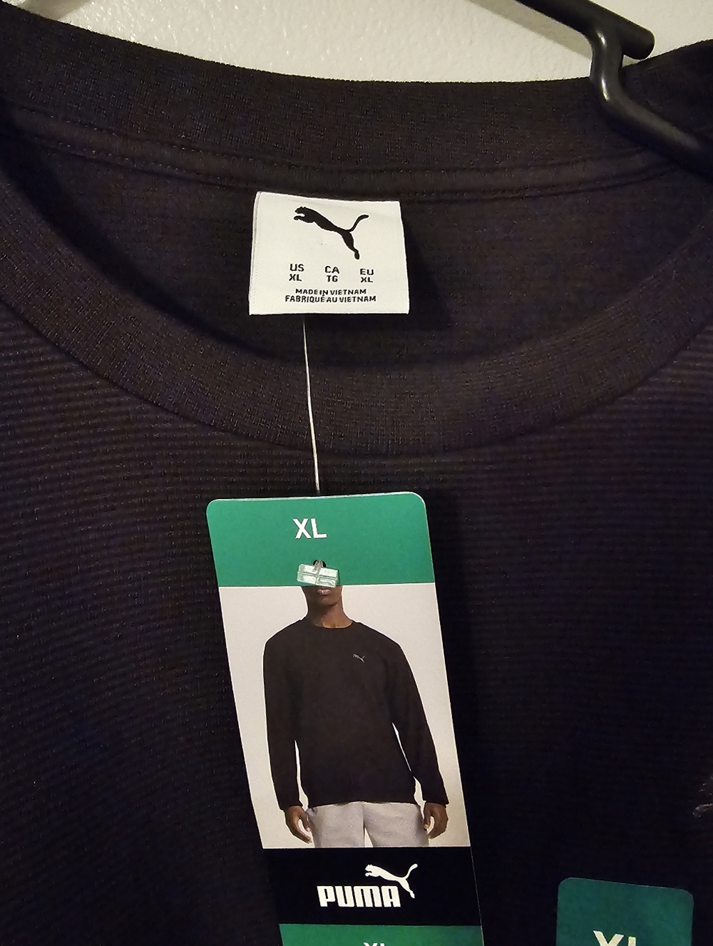 NWT Men's Puma Textured Crew Sweatshirt - Black - XL - Picture 2 of 3